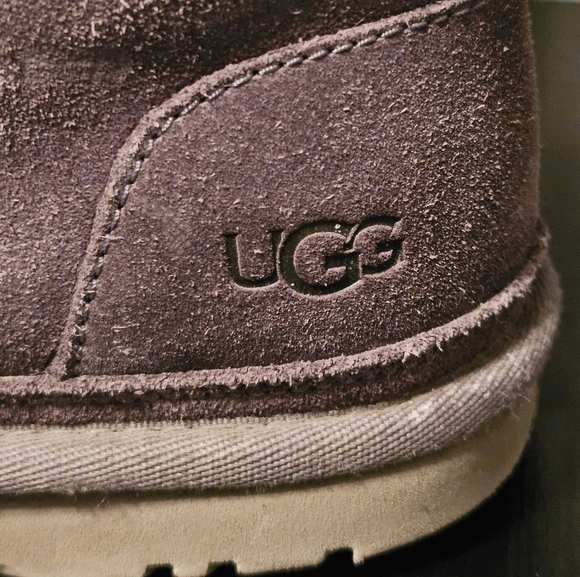UGG Neumel Chukka Boot Size 8 - Picture 4 of 7